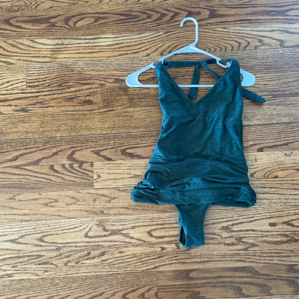 Bathing suit - Picture 3 of 4